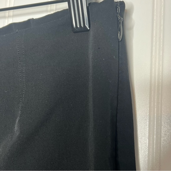 🚨Theory Basic Black Ankle Slit Work Pants with Side Zipper Size 4 - Picture 6 of 16